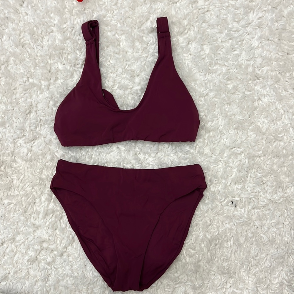 Robin Piccone bikini high waisted EUC XS Maroon 2 piece